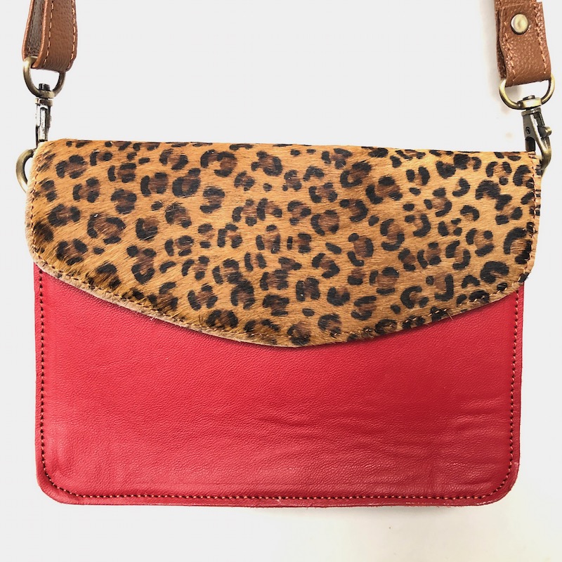 Sac à main réalisé avec des chutes de cuir