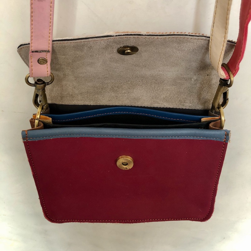 Sac à main réalisé avec des chutes de cuir