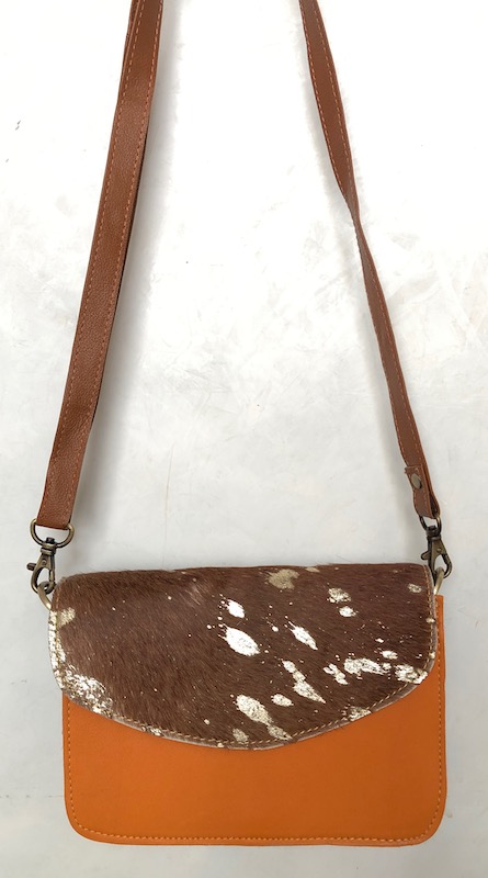 Sac à main réalisé avec des chutes de cuir