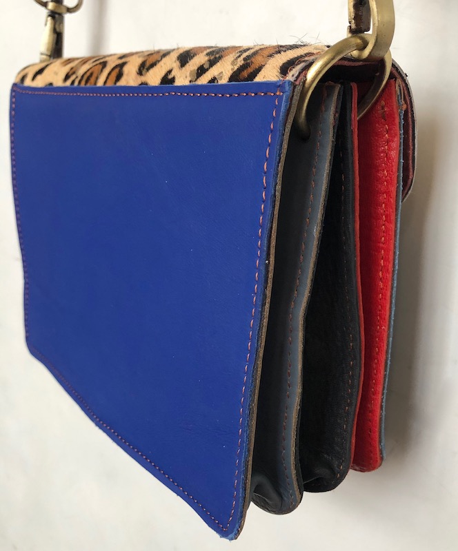 Sac à main réalisé avec des chutes de cuir