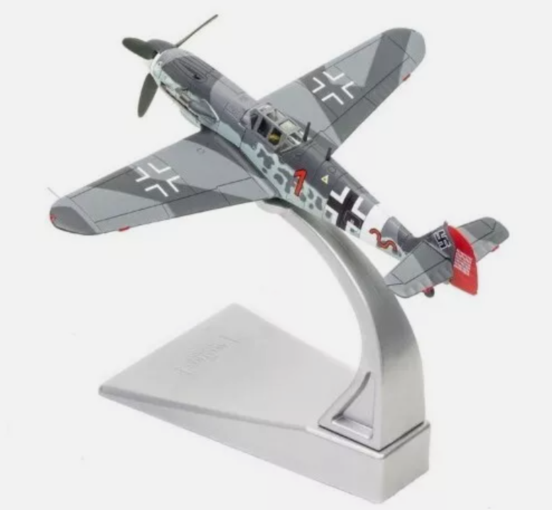 Corgi AA27111 Messerschmitt Bf 109G-2 (Trop) 'Red 1', Hpt. Werner Schroer, 1943