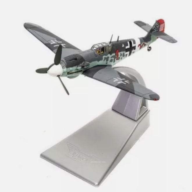 Corgi AA27111 Messerschmitt Bf 109G-2 (Trop) 'Red 1', Hpt. Werner Schroer, 1943