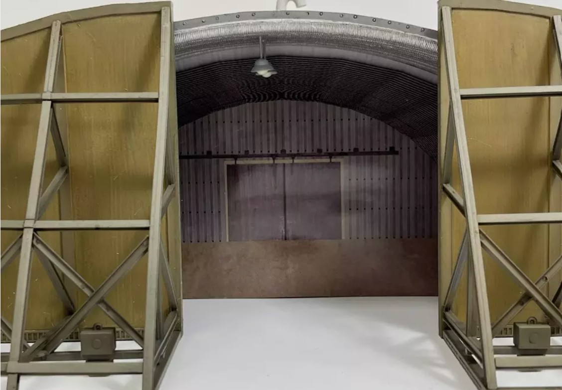 Scenecraft PKSC001 Low Relief Hardened Aircraft Shelter 1:72 Scale