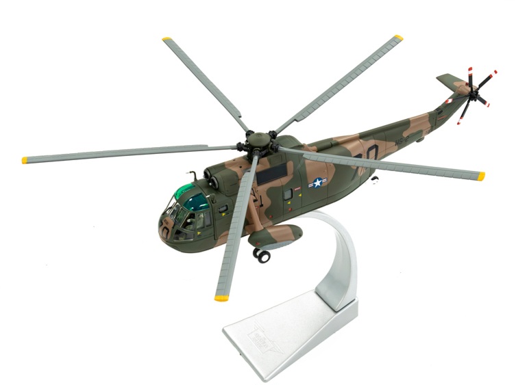 Corgi AA33423 Sikorsky SH-3A Sea King - HS-2 Golden Falcons - USS Hornet - RRP £89.99