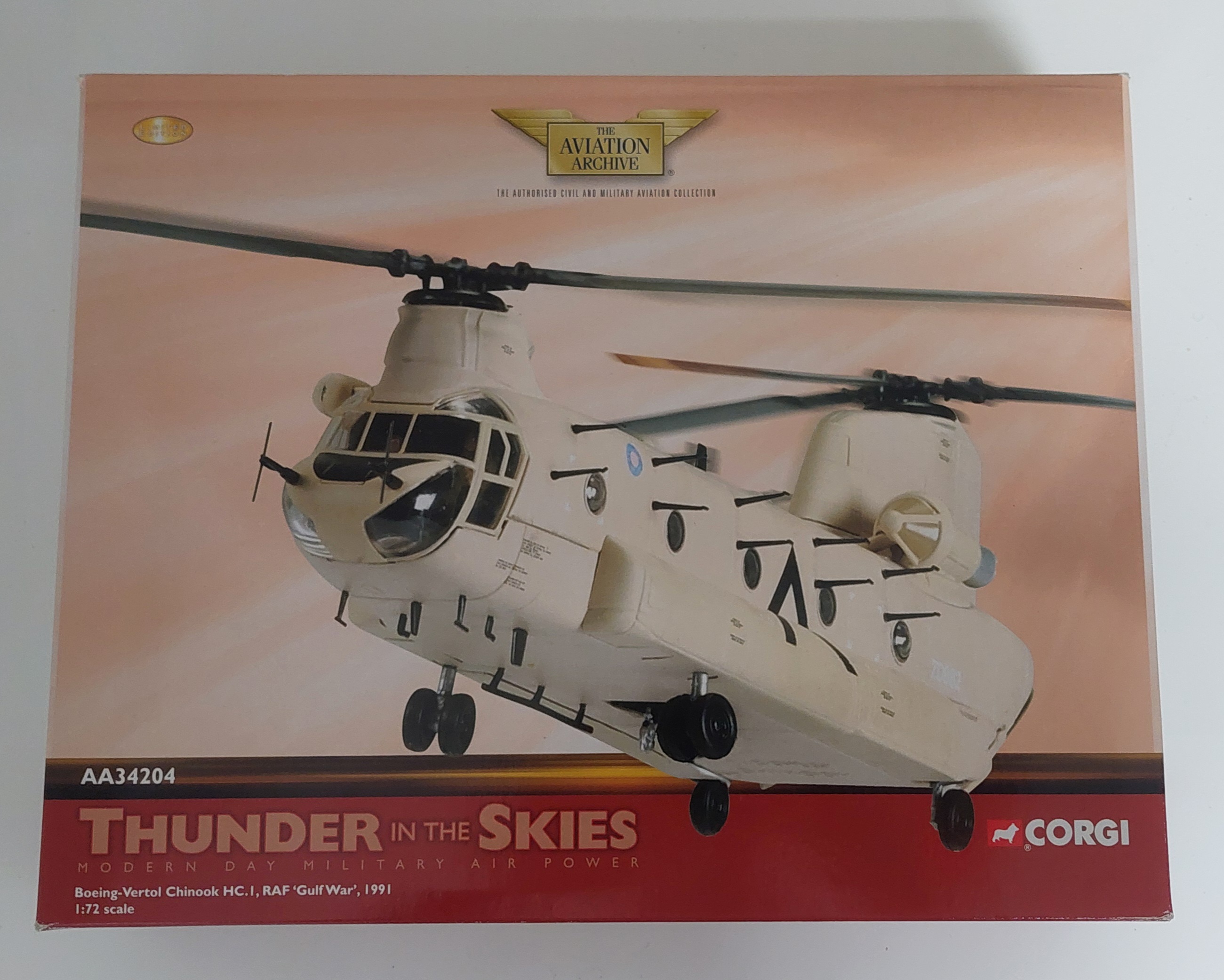 Corgi Aviation Archive AA34204 Boeing-Vertol Chinook HC.I, RAF 'Gulf War', 1991