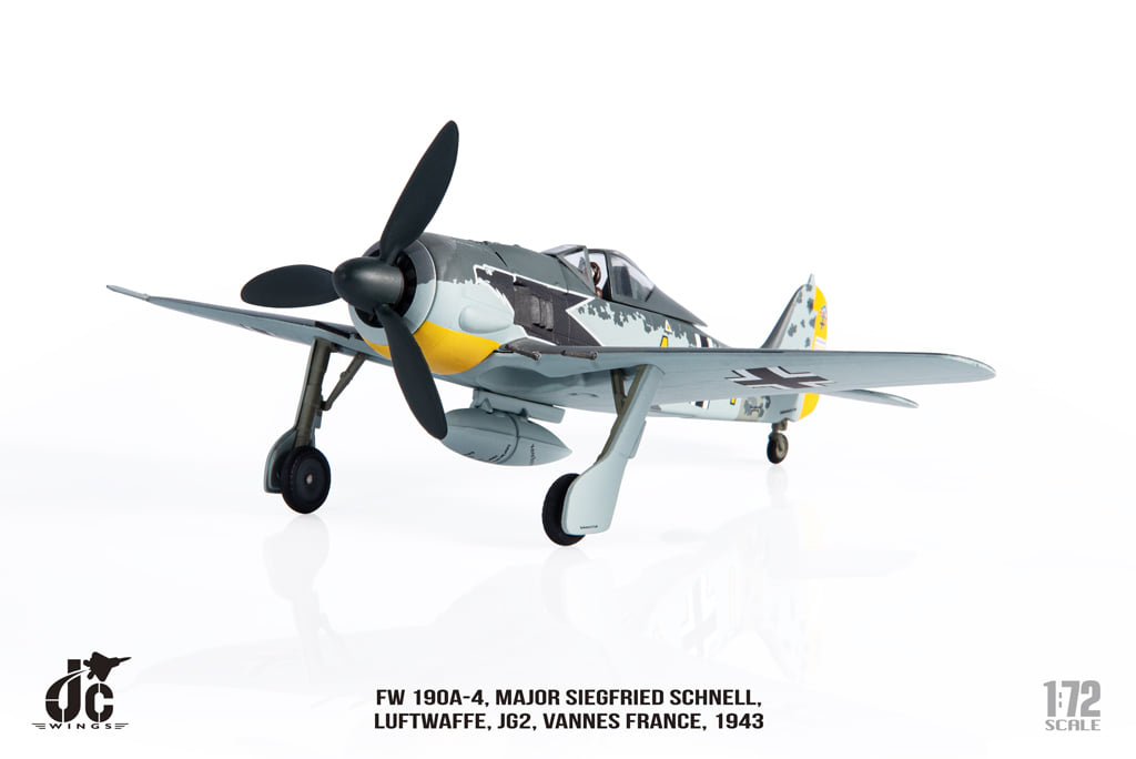 JC Wings JCW72FW190002  FW 190A-4 Major Siegfried Schnell, Luftwaffe, JG2, France 1943  (RRP £59.99)