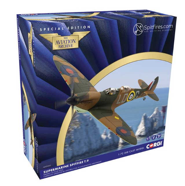 Corgi AA29203 Supermarine Spitfire T9 - SM520 - Spitfires.com - Goodwood Aerodrome - (RRP £59.99)