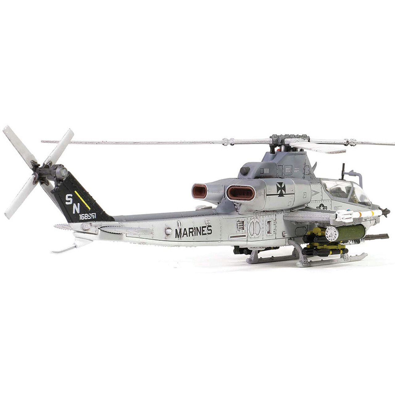 Forces of Valor FOV821007A - Bell AH-1Z “Viper”, USMC Attack Helicopter, Leg. "3rd Marine Aircraft Wing"  Mag-39, HMLA-469 - "Vengeance"