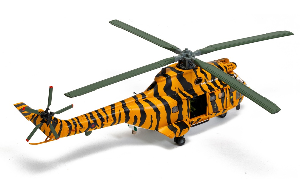 Corgi AA27006 Westland Puma HC-1 - RAF No.230 Sqn - NATO Tiger Meet Livery  (RRP £74.99)