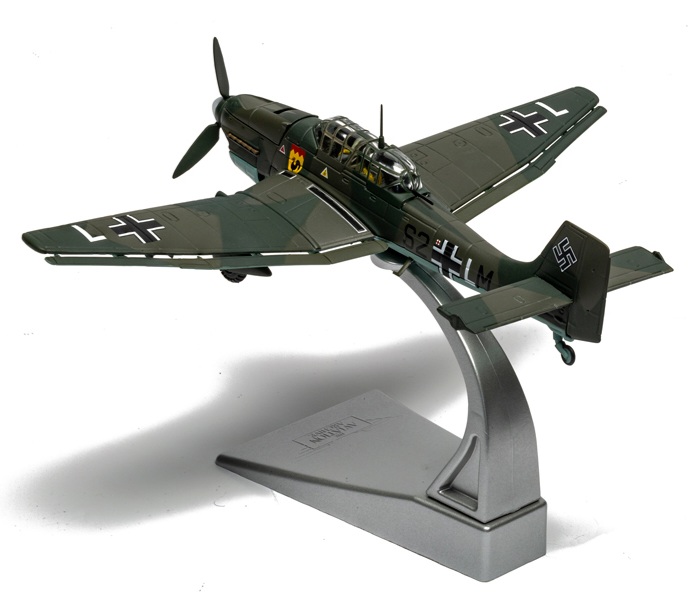 AA32520 Junkers Ju87B-1 Stuka - Uffz Pittroff and Uffz Scubert - Battle of Britain 85 Anniversary  (RRP £64.99)