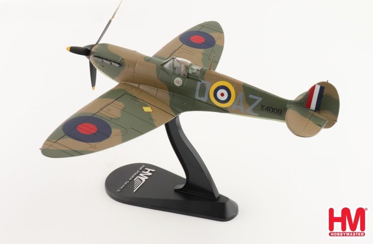 Hobby Master HA7818 Spitfire MK.1a    X4009, Flt Lt P C Hughes, RAF, 1940 