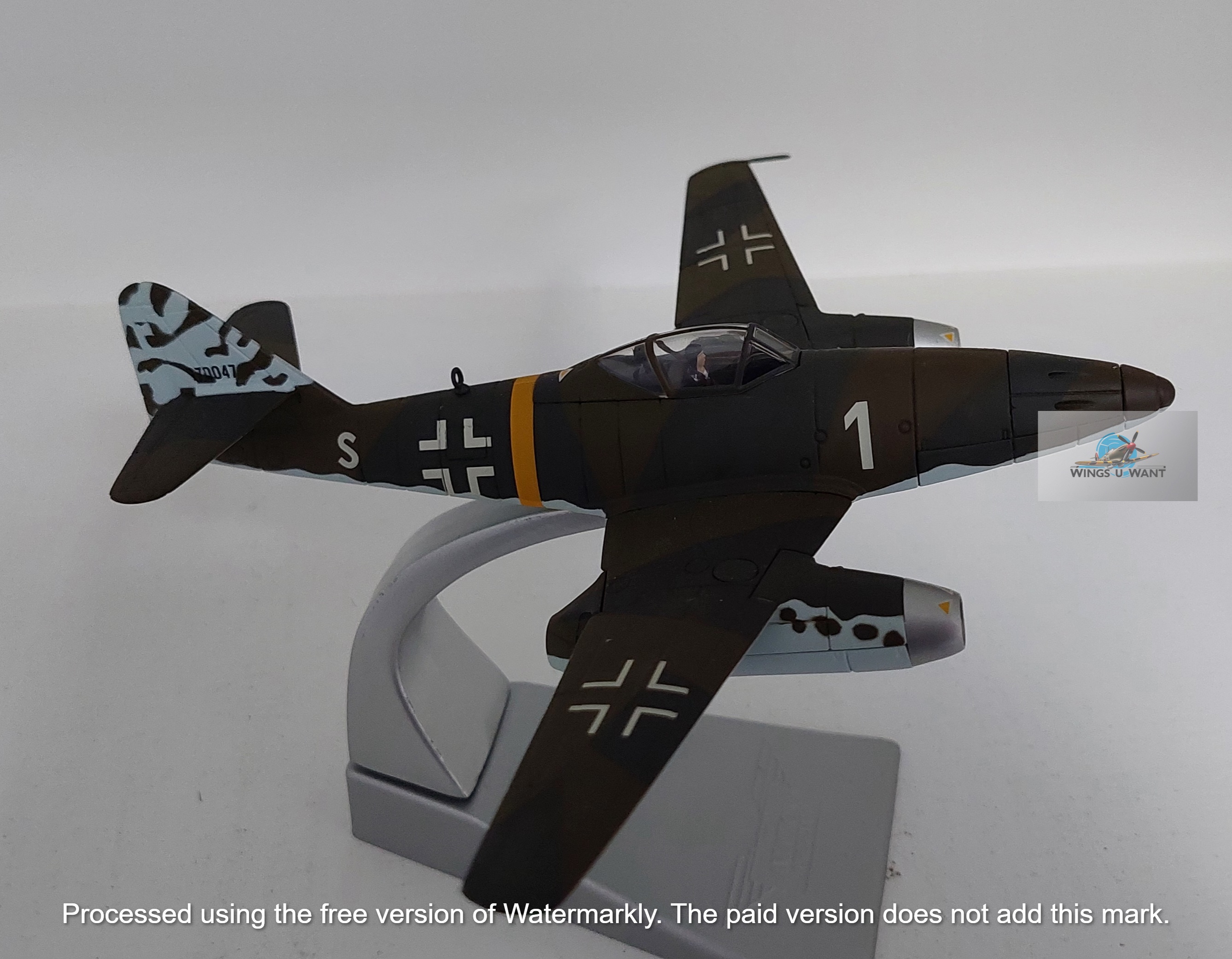 Corgi AA35707  Messerschmitt Me 262A, Luftwaffe Kommando Nowotny, "White 1", Franz Schall, Achmer, Germany, 1944