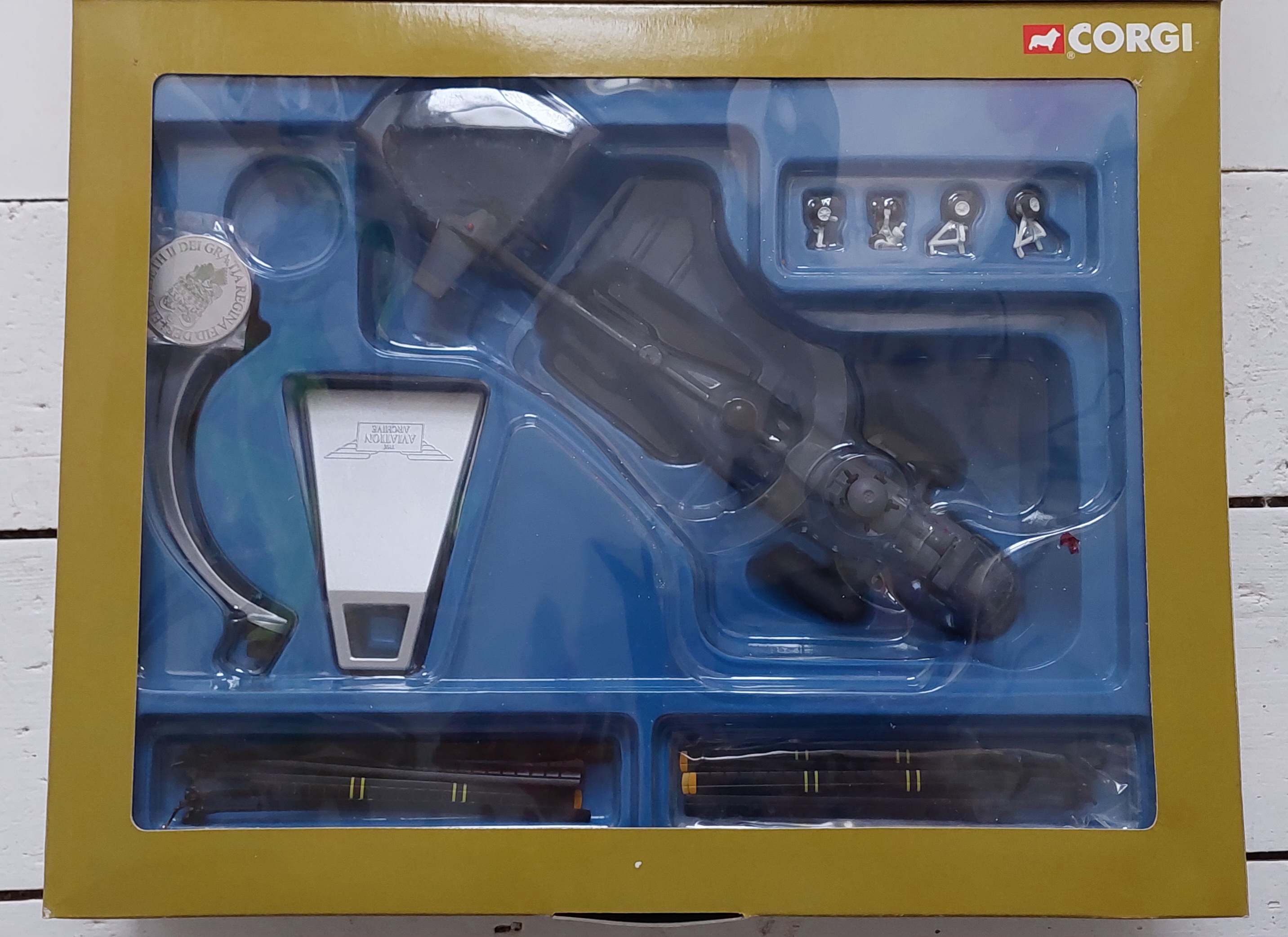 Corgi AA33401 Westland Sea King HAS.2, 825 Squadron, Royal Navy, Falklands Campaign 20th Anniversary 1982 - 2002  - Falklands 20th Anniversary 