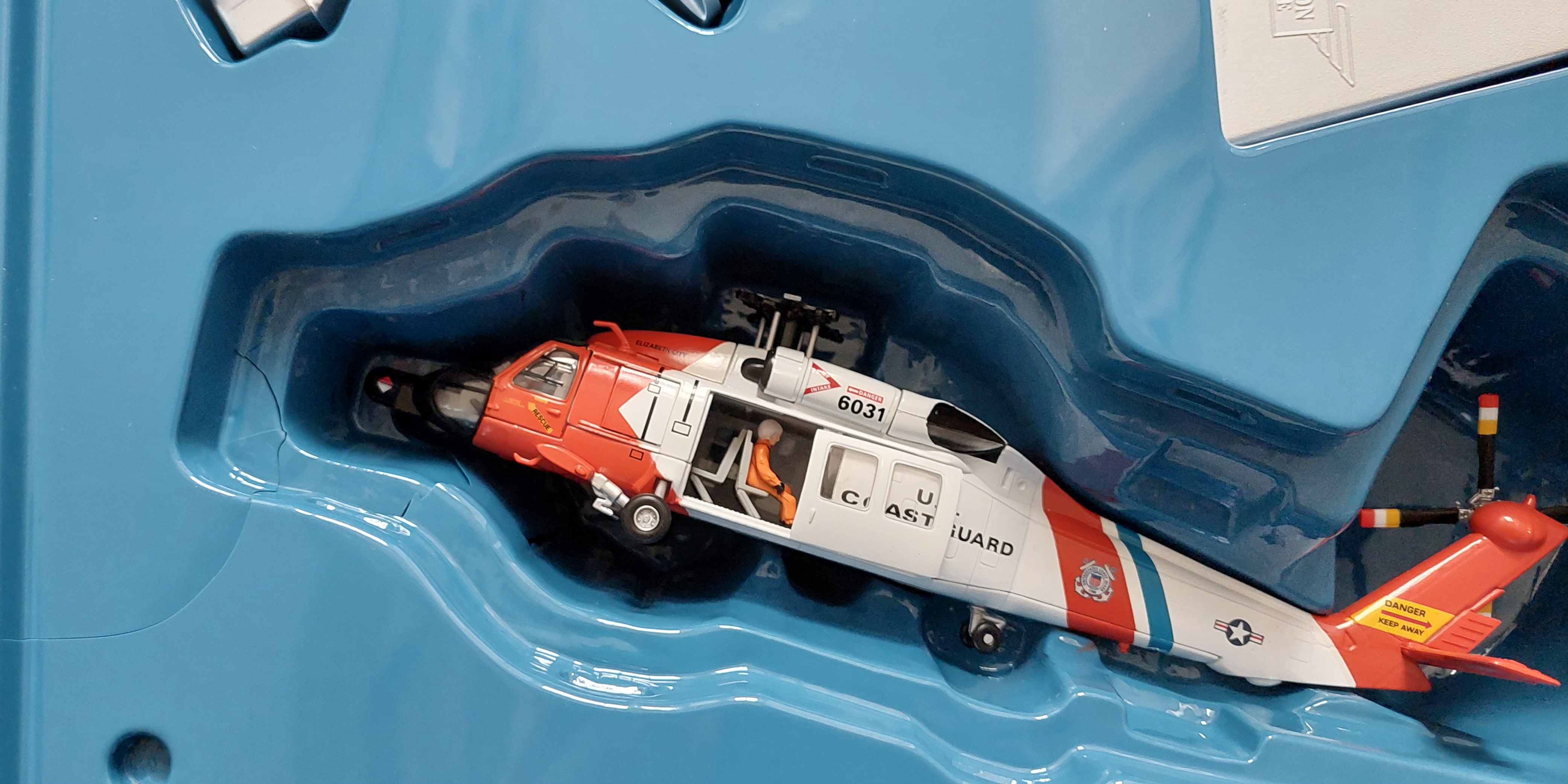 Corgi AA35903  Sikorsky HH-60 Jayhawk, U.S. Coast Guard, Elizabeth City, N. Carolina, USA