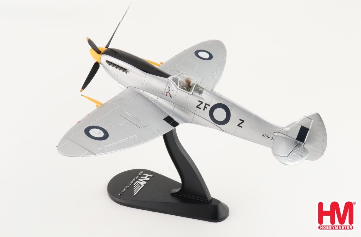 Hobby Master HA8329 Spitfire Mk. VIII A53-379, flown by F/L David Glaser, No. 549 Sqn., Strauss Airstrip, Sept 1944