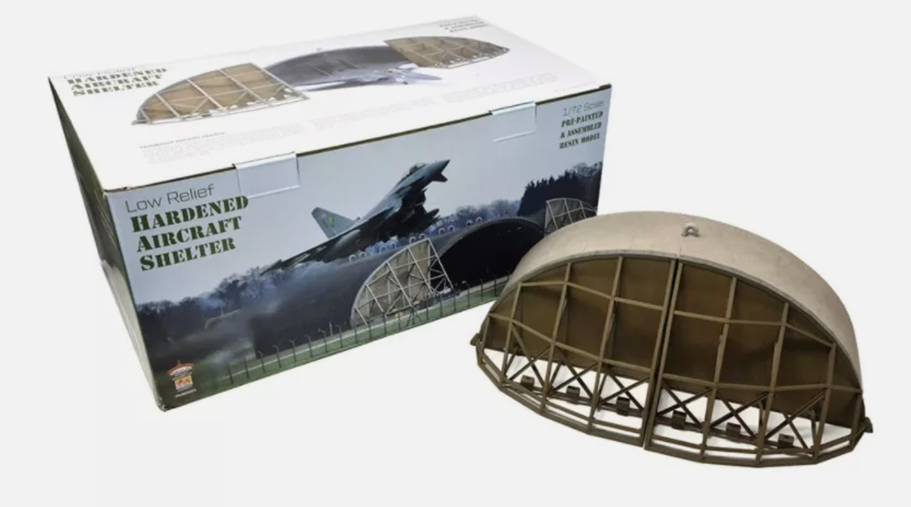 Low Relief Hardened Aircraft Shelter 1:72 Scale - Scenecraft PKSC001 Diorama