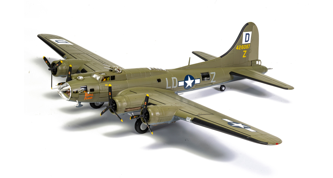 Corgi AA33322 B-17F Flying Fortress 'Royal Flush' - 8th Air Force - Lt Robert "Rosie" Rosenthal aircraft - (RRP £189.99)