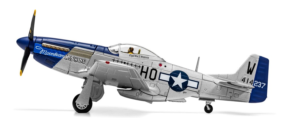 AA27709 P-51D Mustang ‚'Moonbeam McSWINE'  (RRP £59.99)