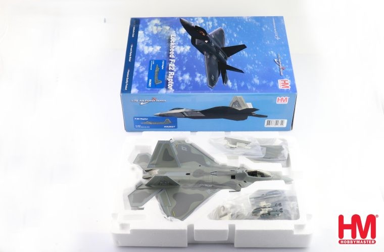 HA2827 Hobby Master Lockheed F-22A Raptor USAF 412th TW, 411th FLTS, #91-4007 Raptor 07, Edwards AFB, CA (RRP £112.99)