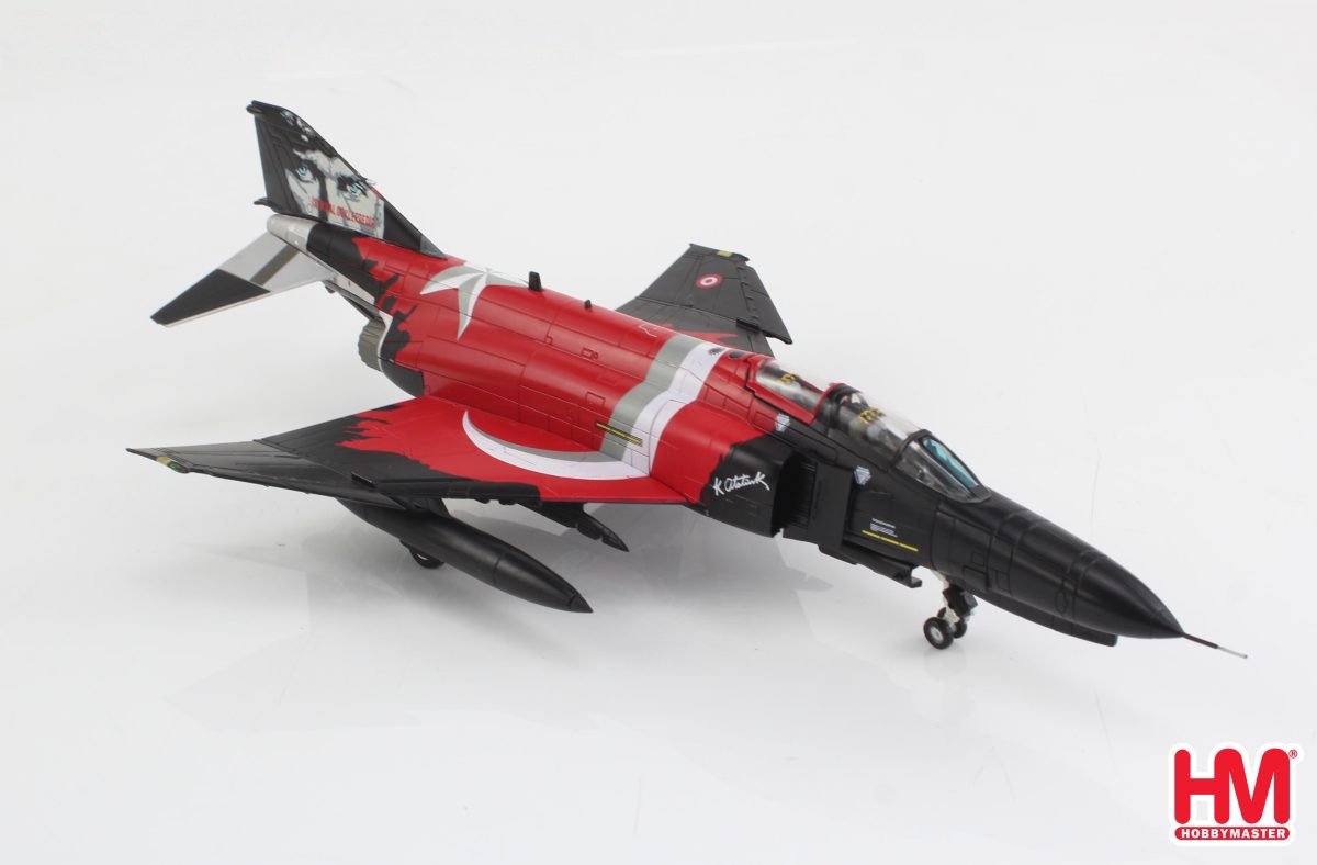 Hobby Master HA19079 Phantom II F-4E "50th Years of Turkish AF" 77-0303, Turkish Air Force, Nov 2024  