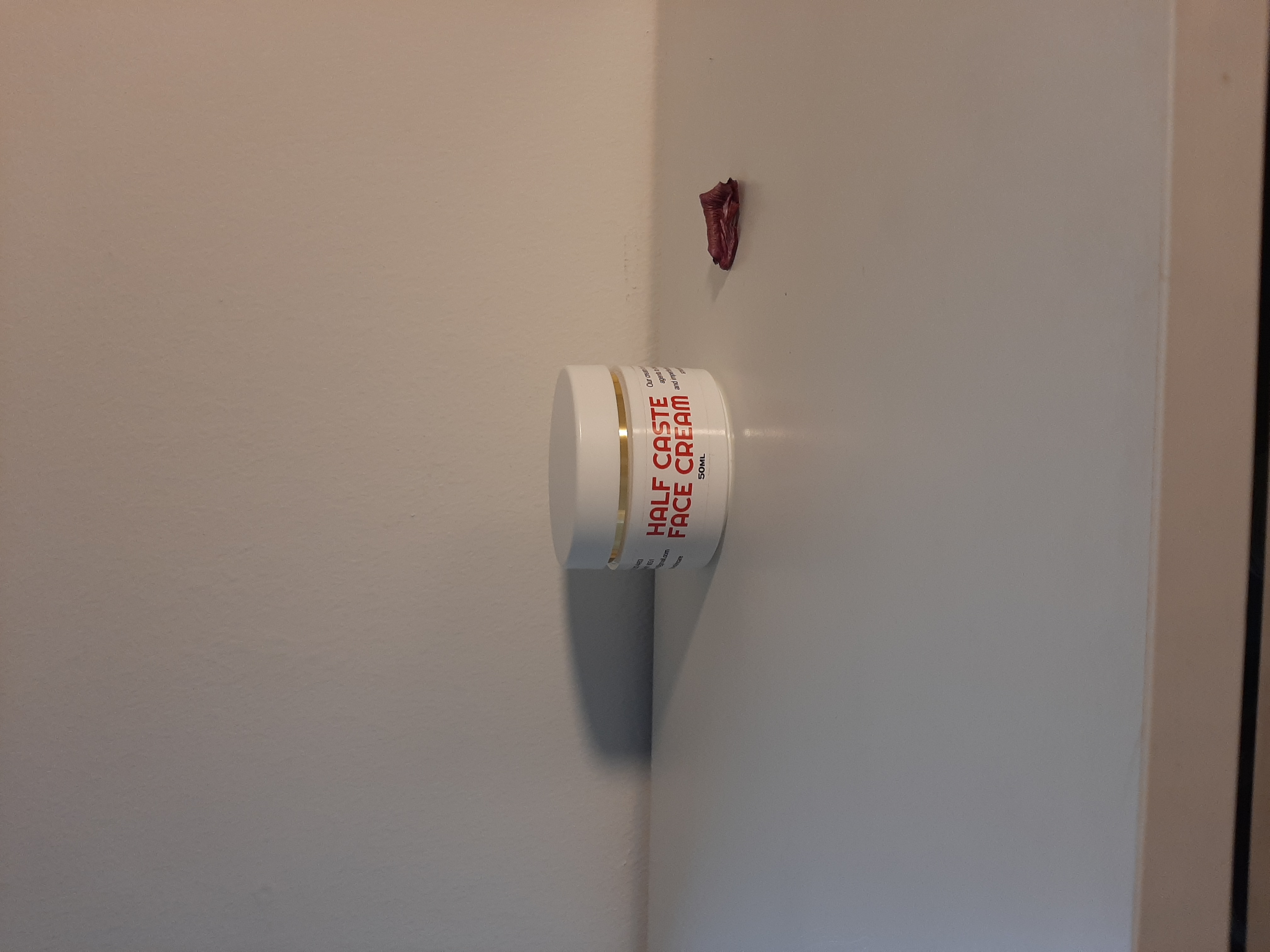 HALF CASTE FACE CREAM