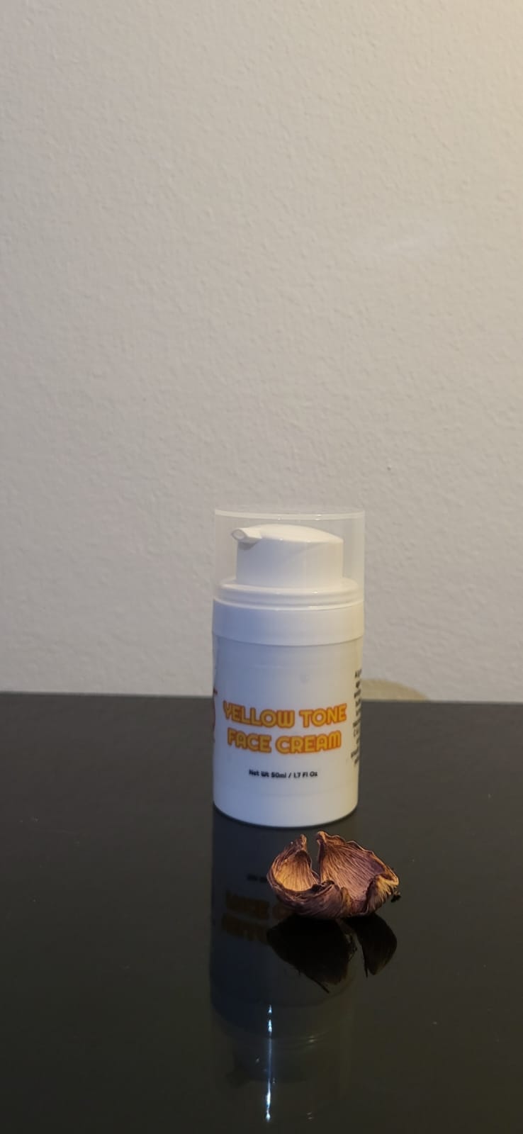 YELLOW TONE FACE CREAM