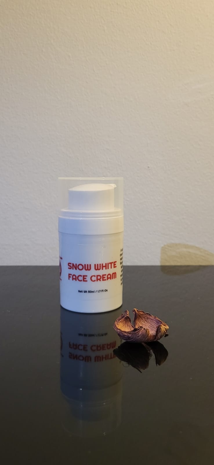 SNOW WHITE FACE CREAM