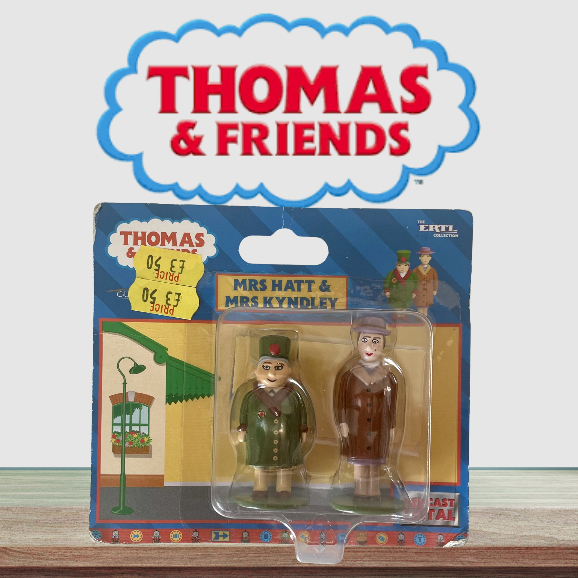 Thomas & Friends - Mrs Hat & Mrs Kyndley Carded - NO. 14 - ERTL 2002