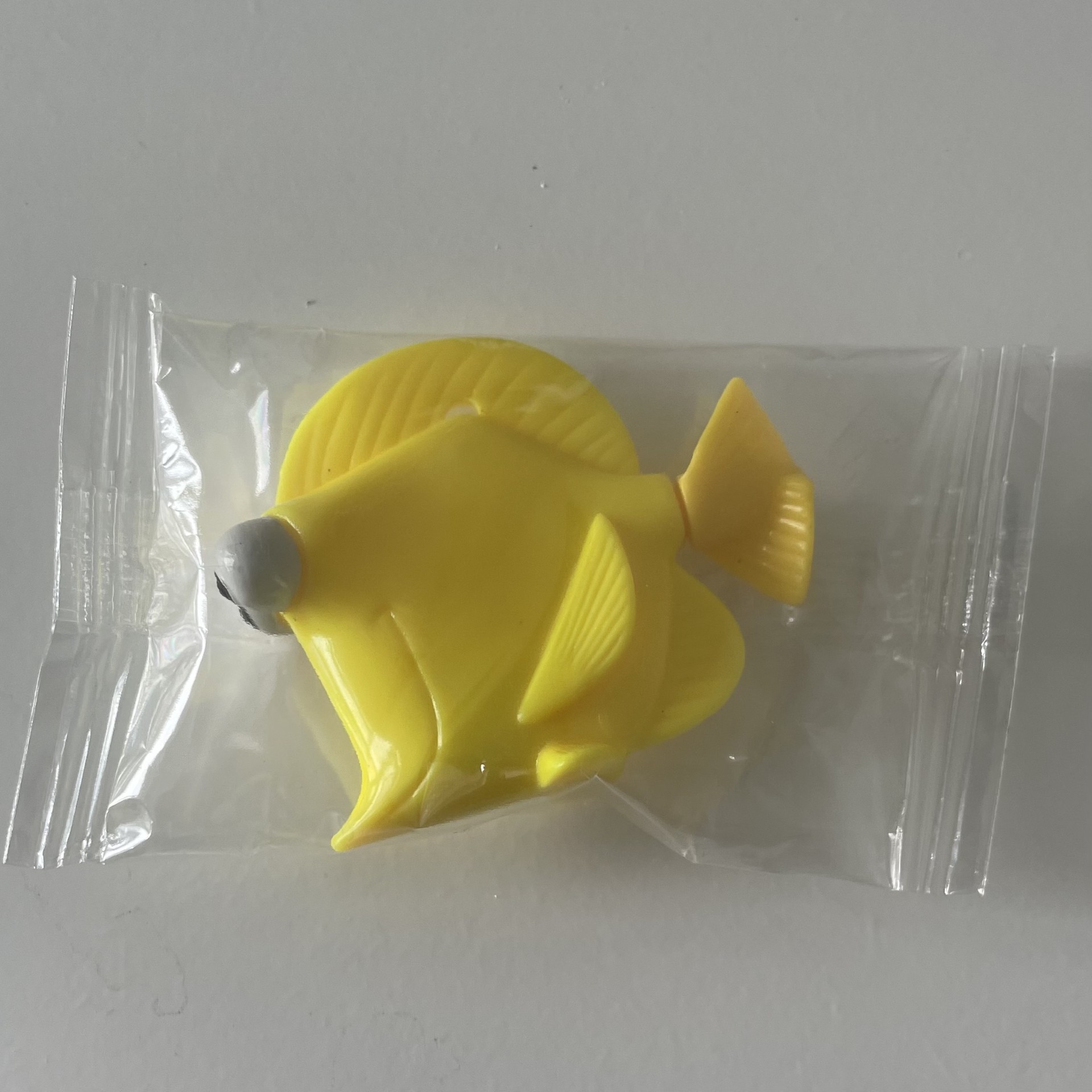 Nestle Shreddies Finding Nemo Aqua Swimmers - Bubbles in Packet 2003