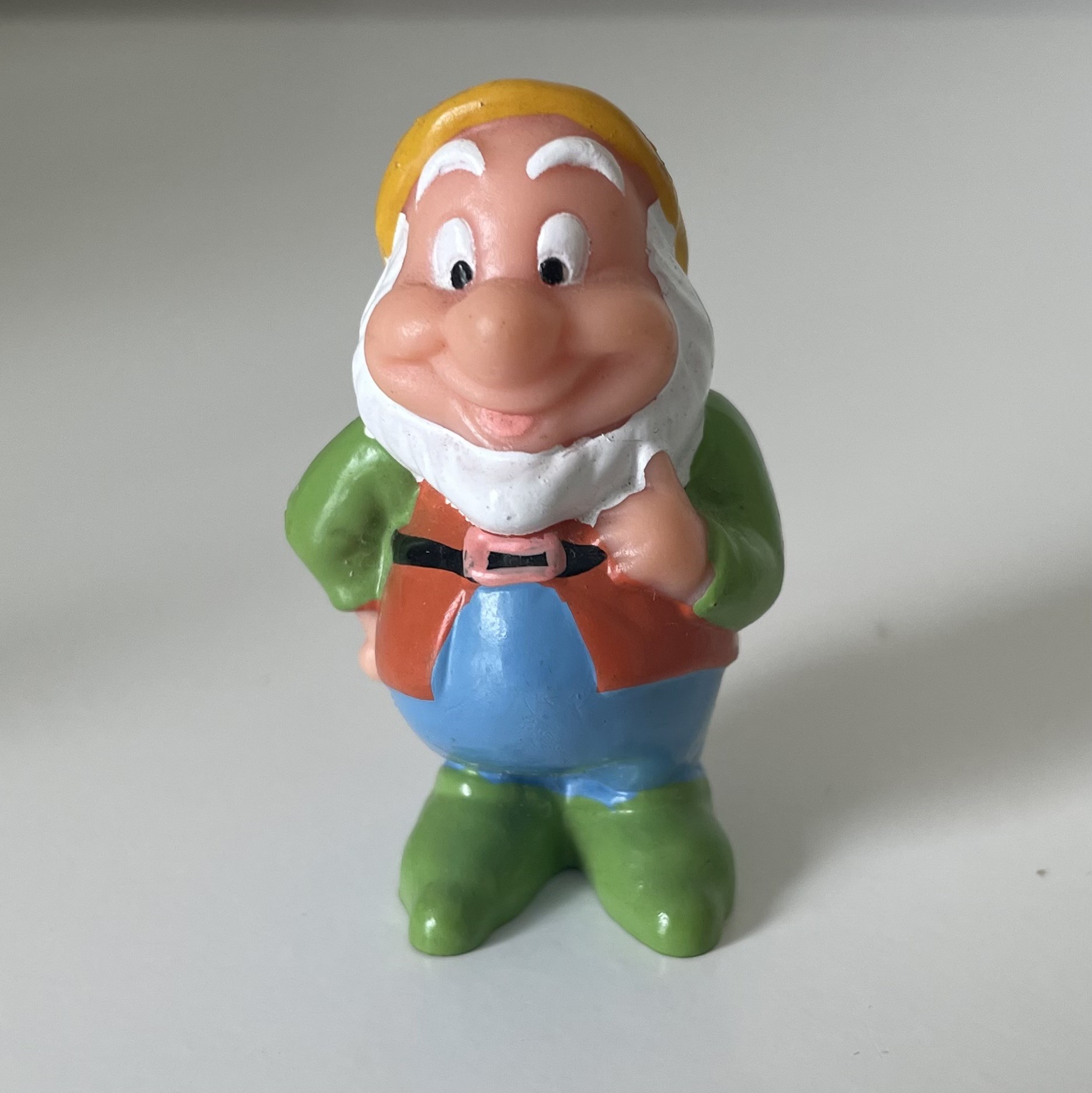 Vintage Disney Store Snow White Mini Figure - Happy Series 717