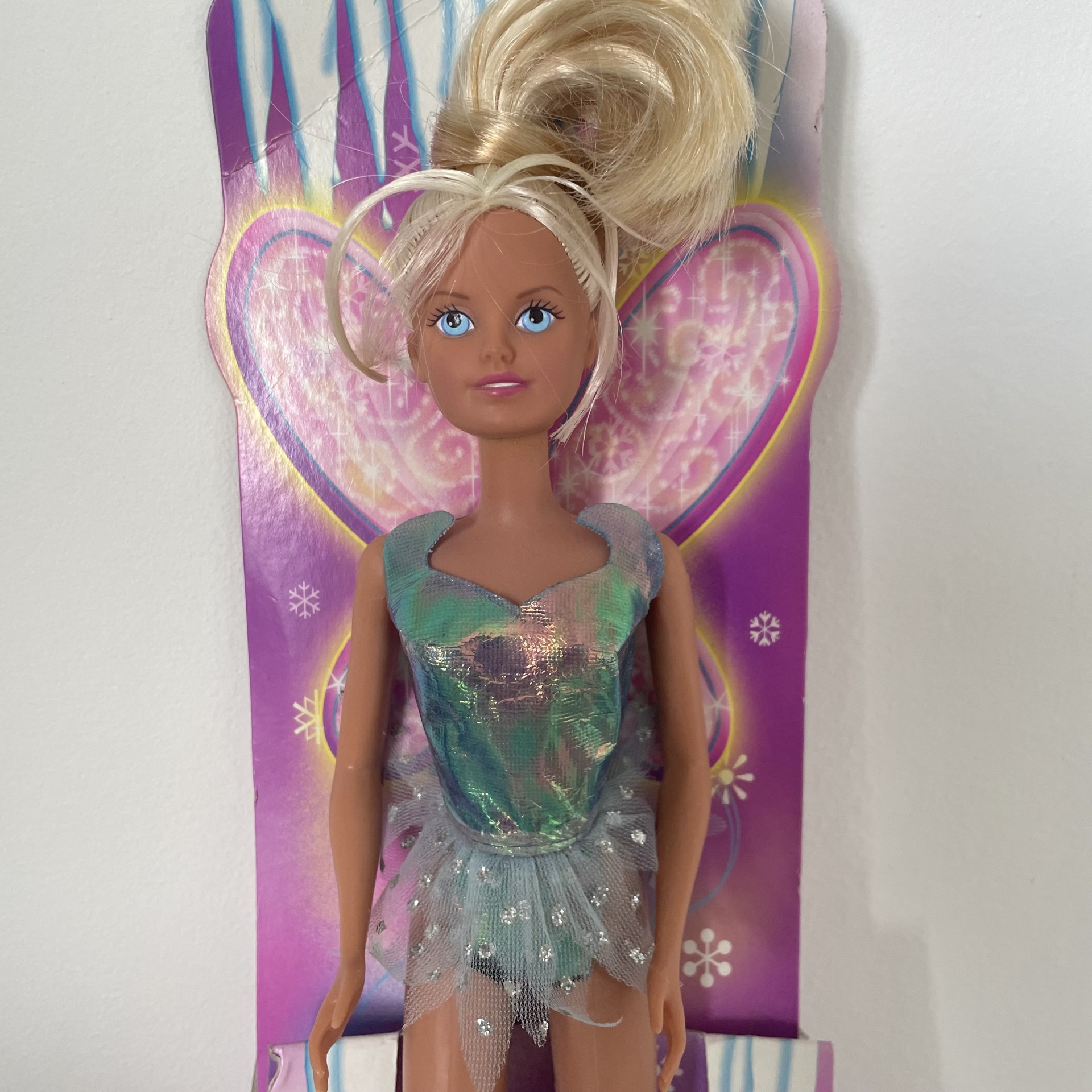 Sindy Ice Skating Fairy Doll - Vivid Imaginations - 2002