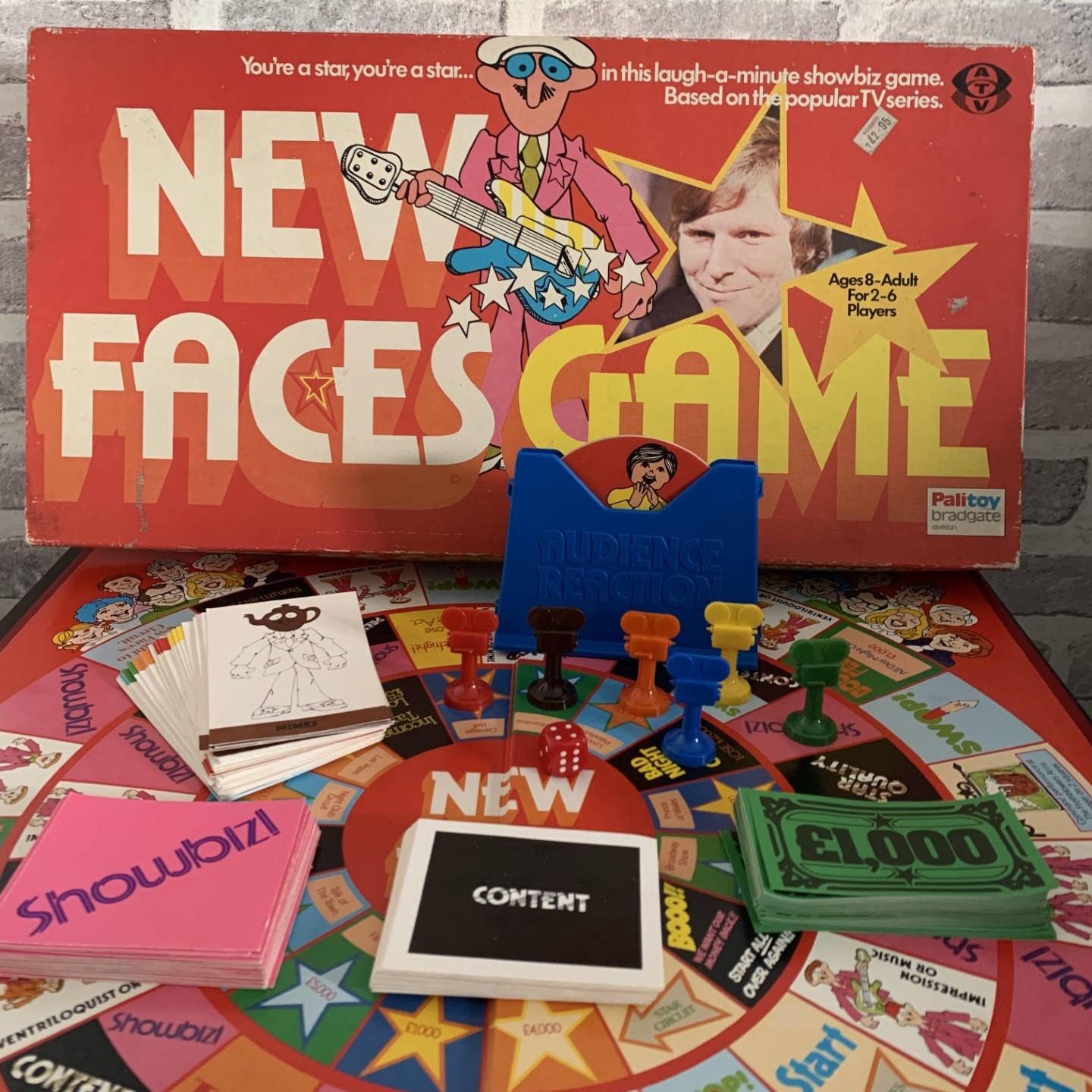 New Faces Board Game - Palitoy 1975