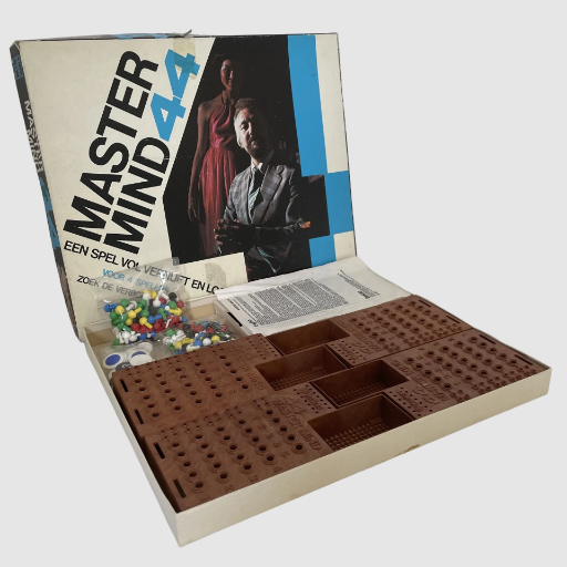 Mastermind 44 Board Game - Invicta - 1972