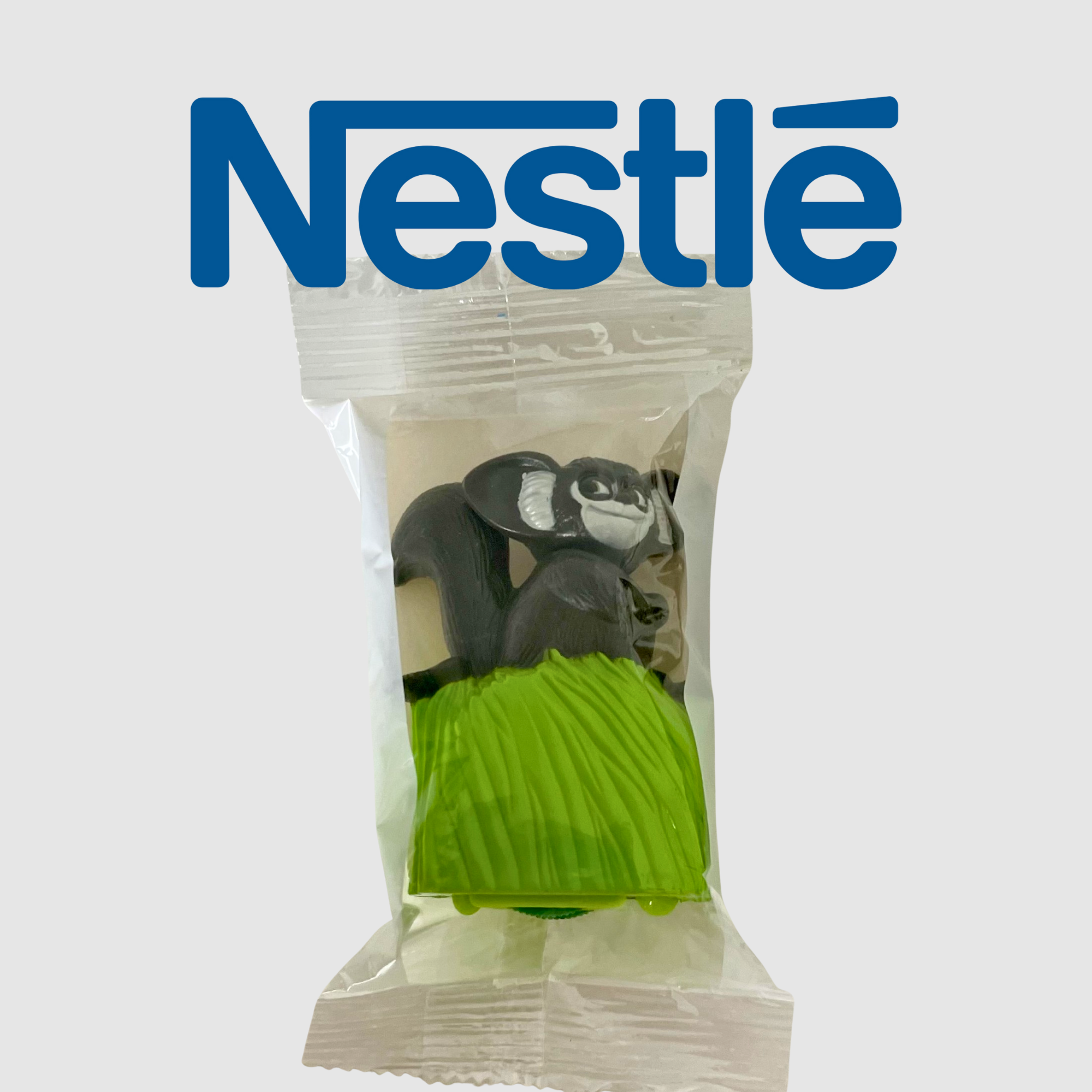 Nestlé Madagascar Fun Runner Maurice the Lemur Cereal Toy 2005 in Packet