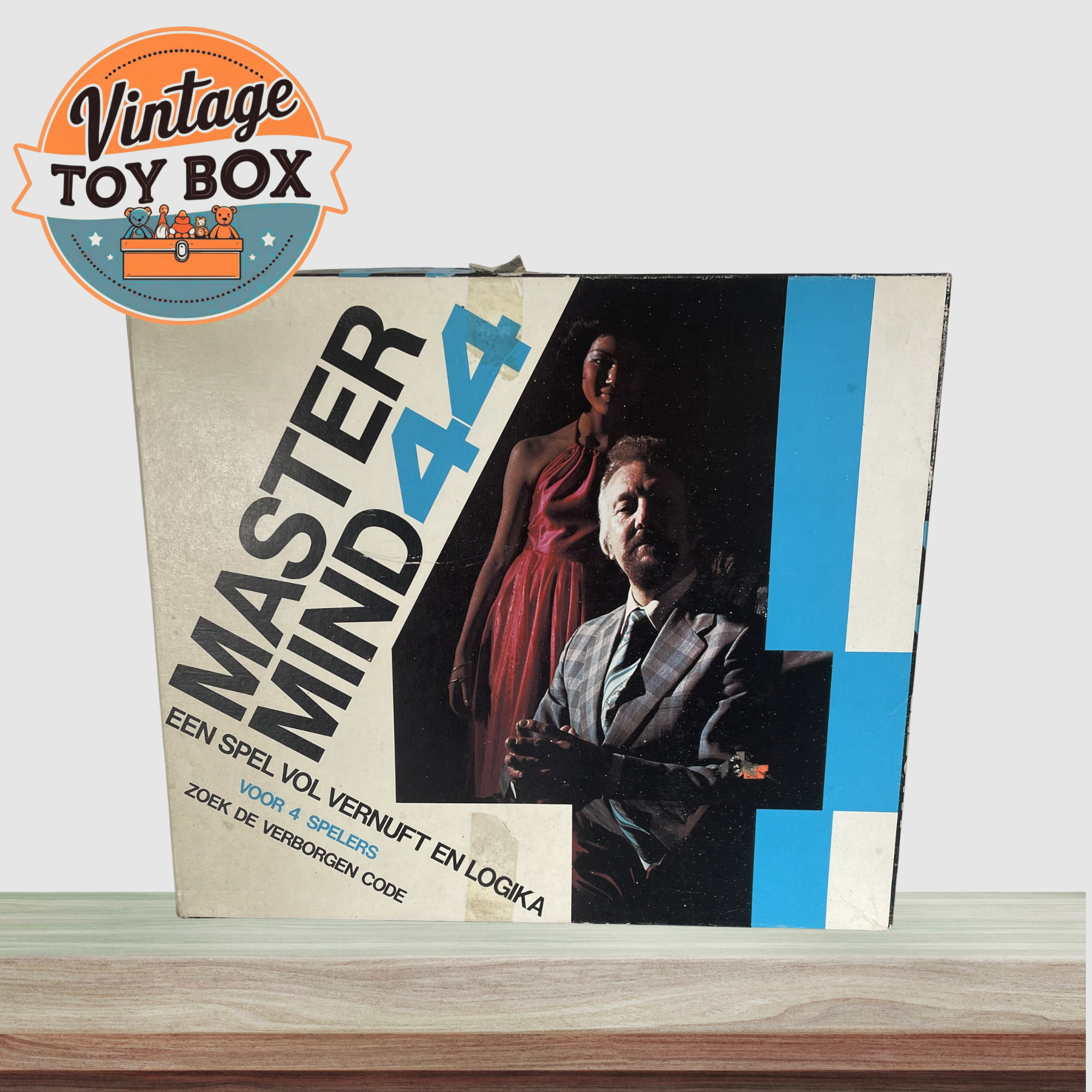 Mastermind 44 Board Game - Invicta - 1972