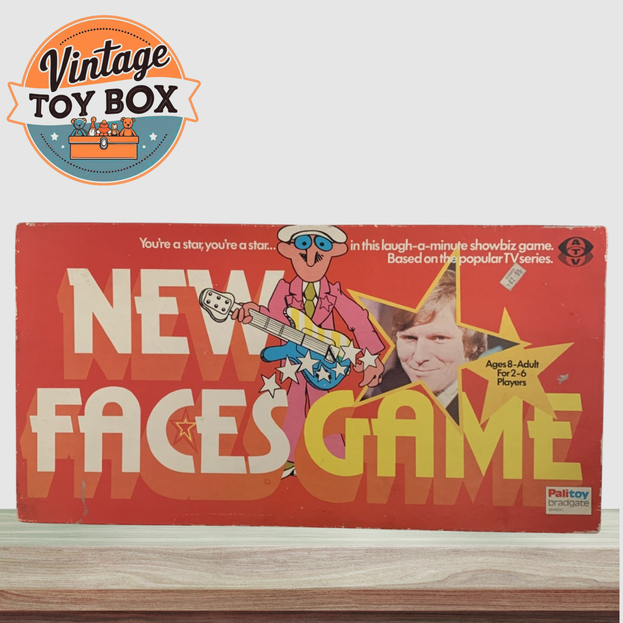 New Faces Board Game - Palitoy 1975