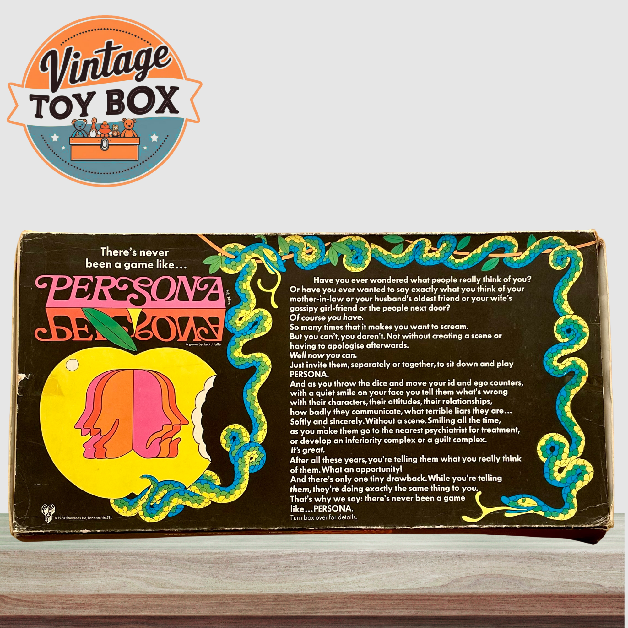Rare Persona Board Game - Sheladas 1974