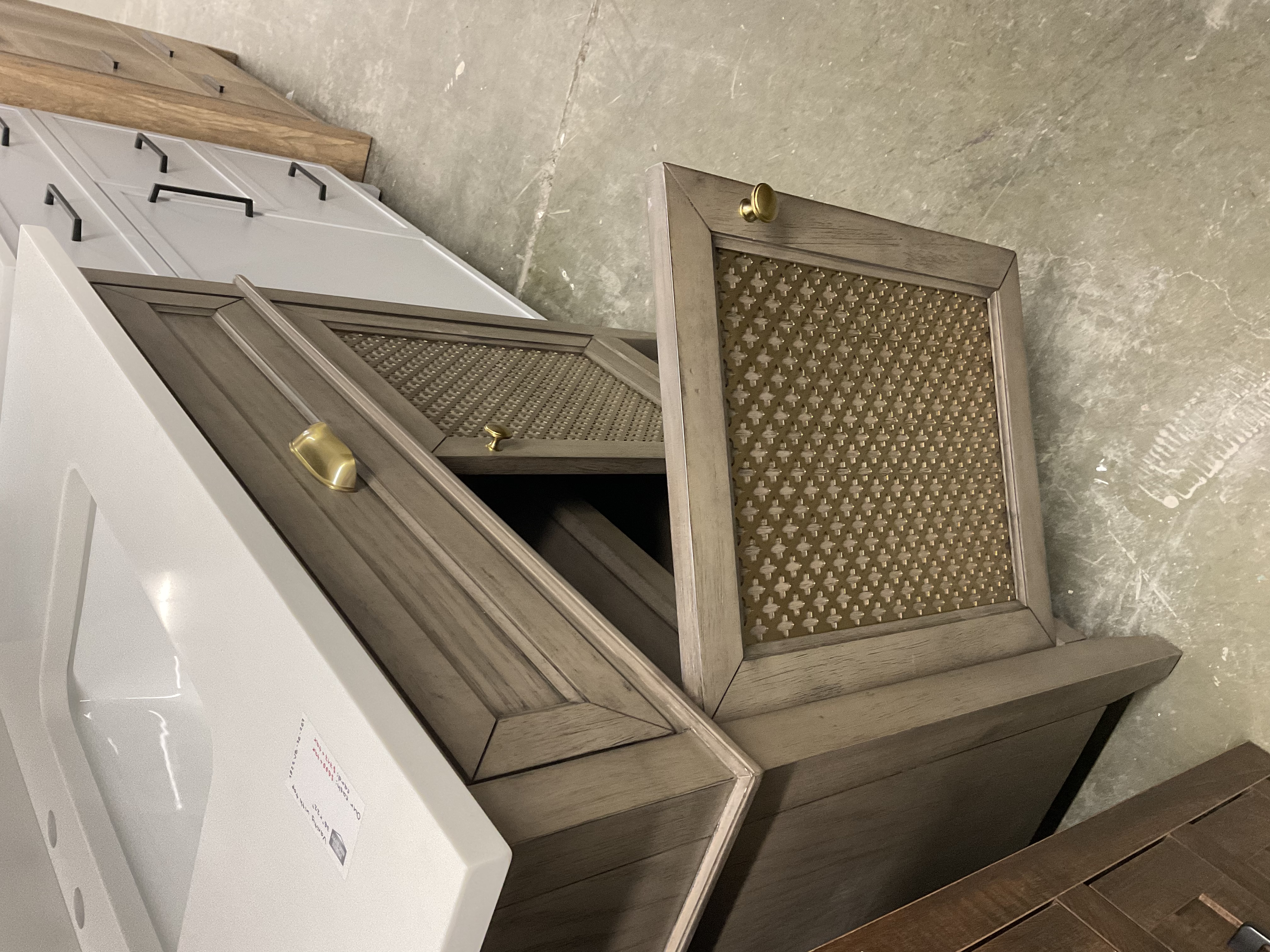 36”x22’’ Vanity with quartz top
