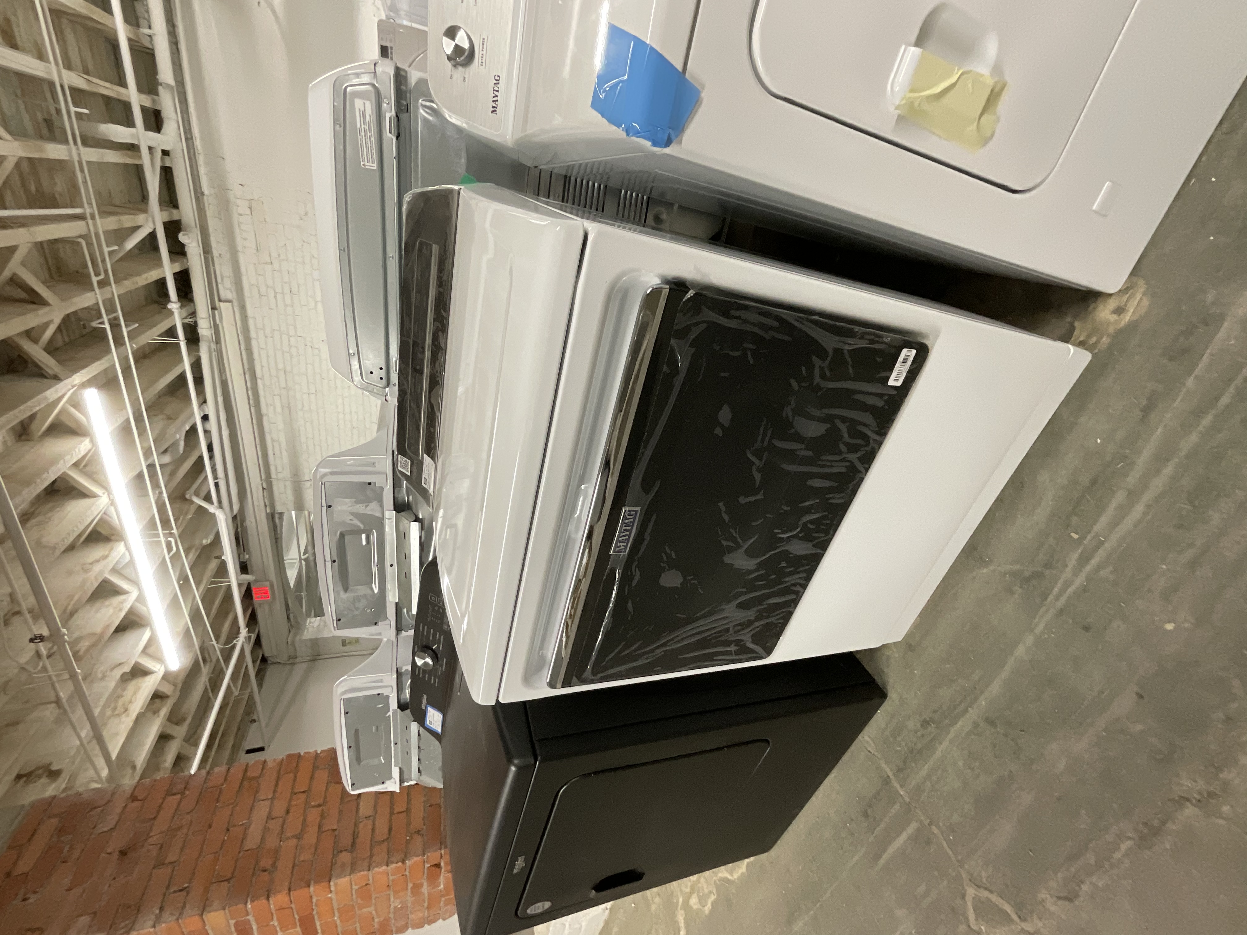 Electric Dryer 7.4 cu ft Model #WED8127LW 2025061111