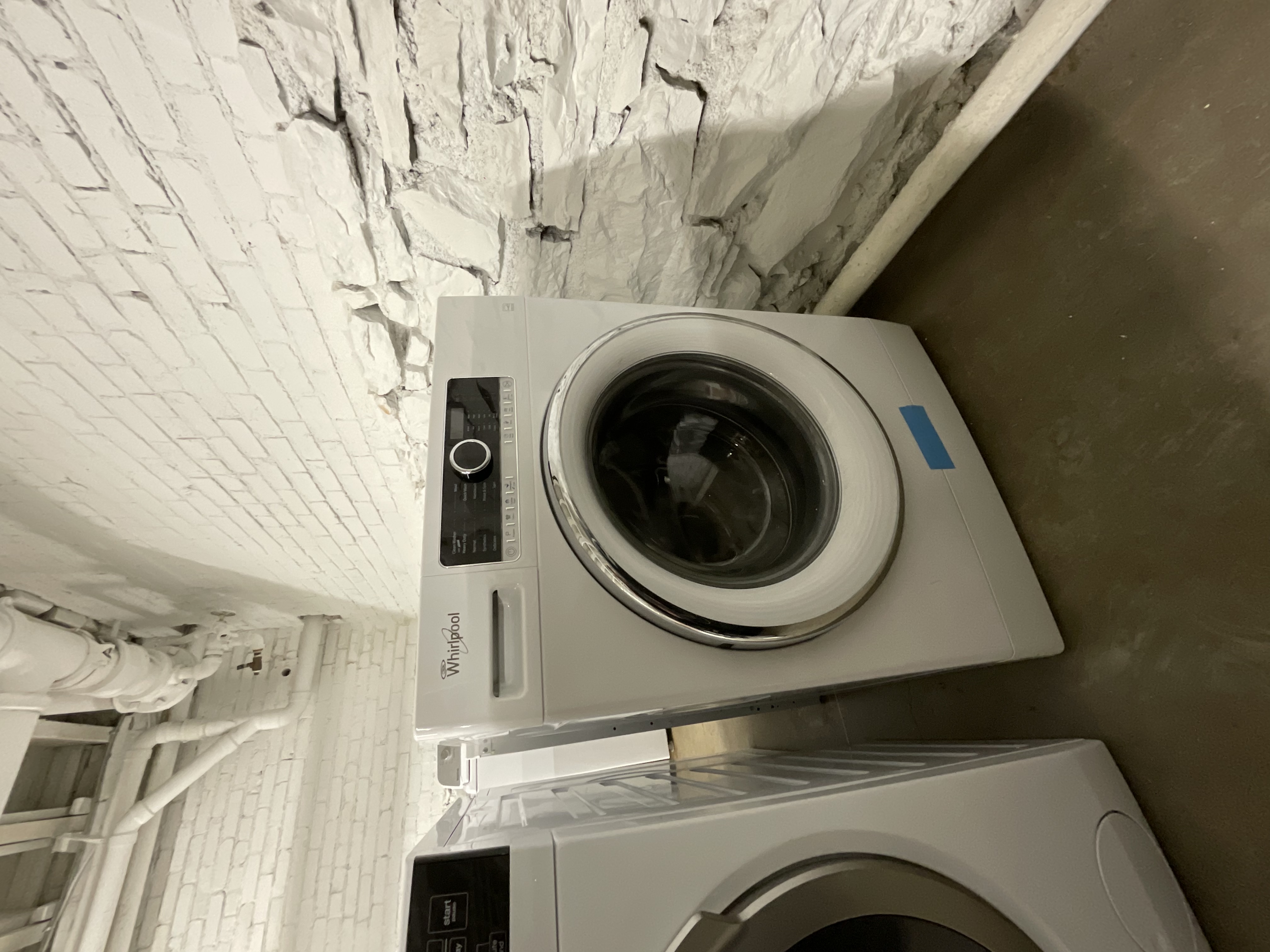 Washer 2.3 cu ft Model # WFW5090JW 202506117