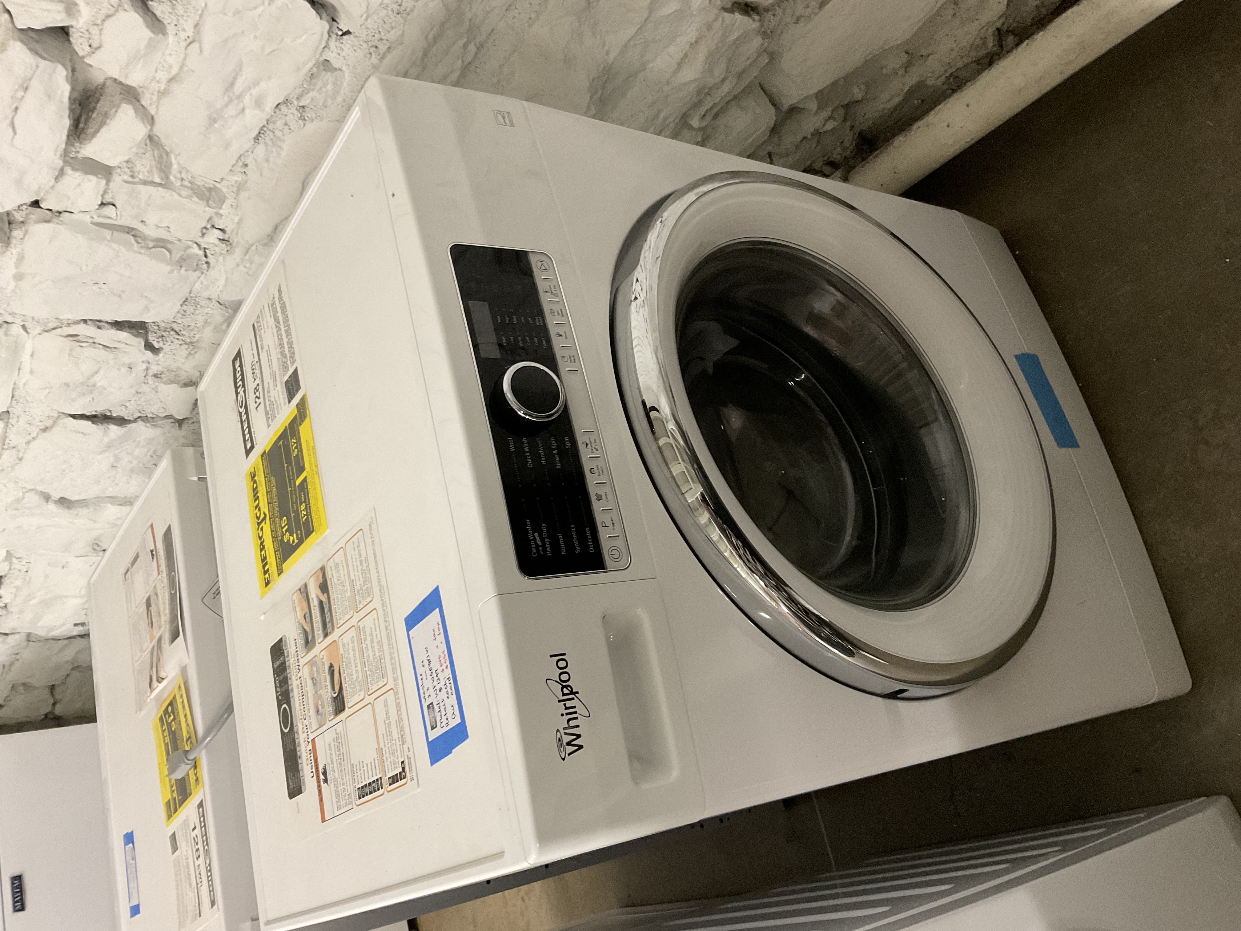 Washer 2.3 cu ft Model # WFW5090JW 202506117