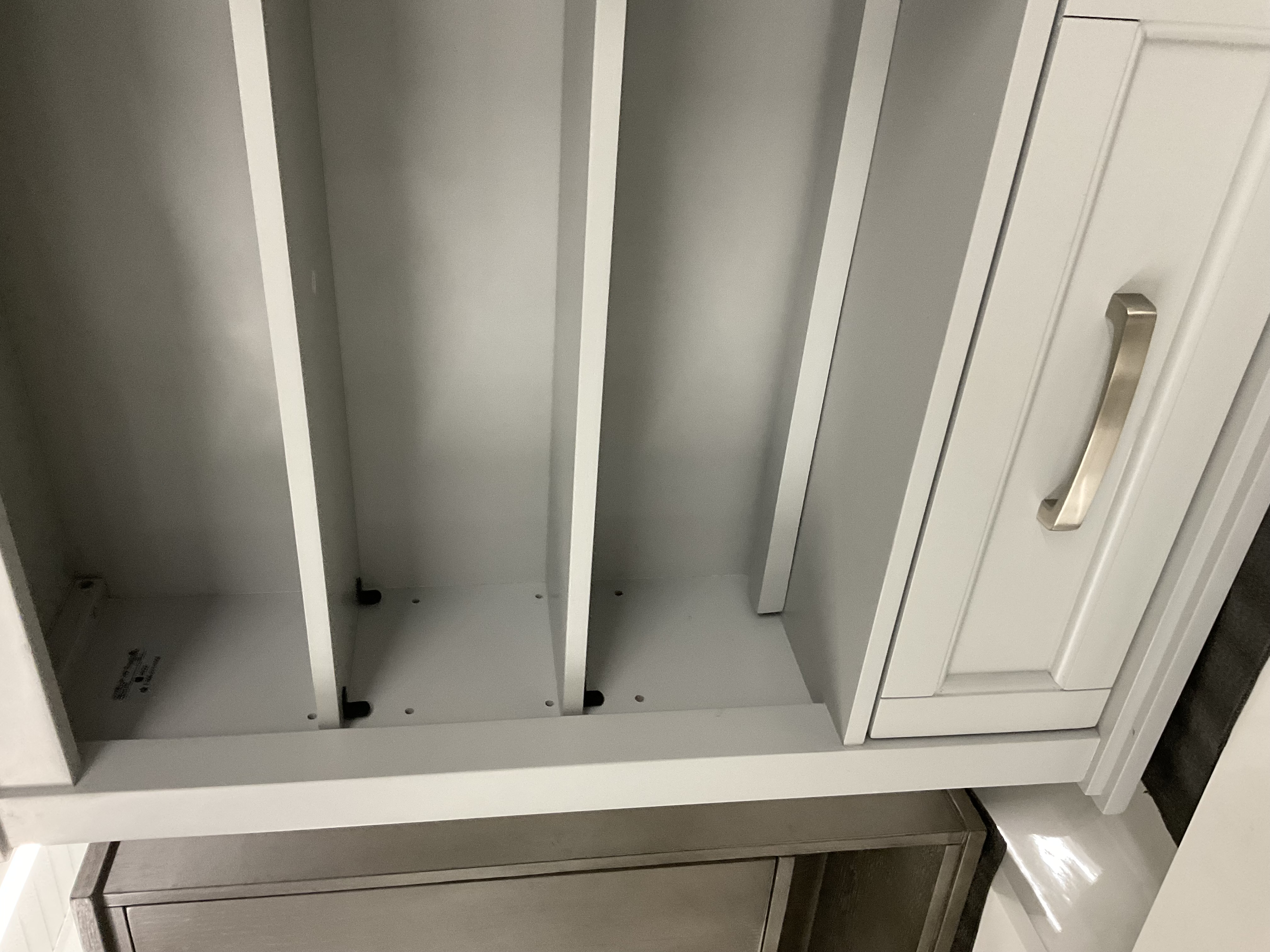 Bathroom wall cabinet 24"x30"
