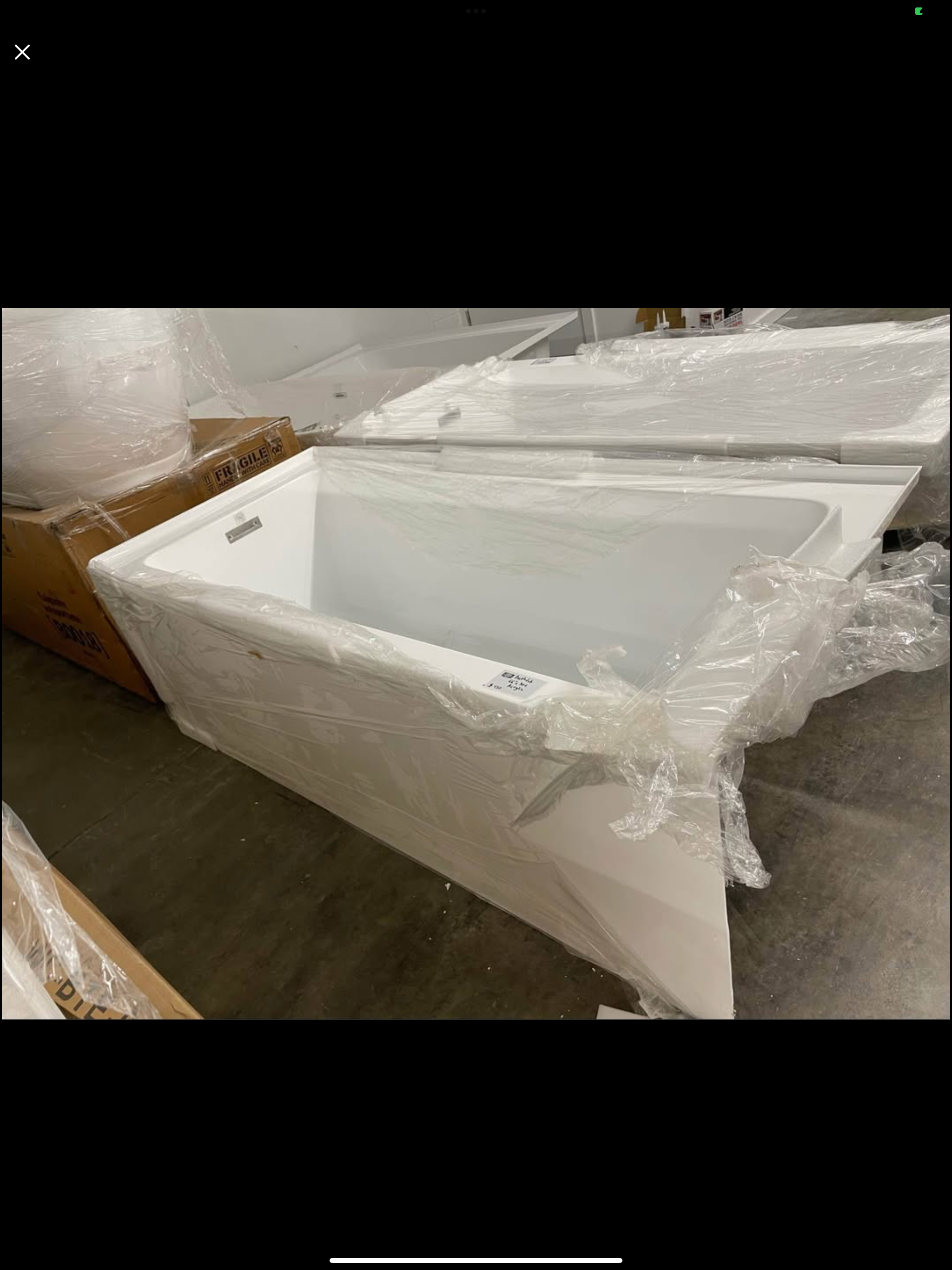 66 in. L x 30 in. W Acrylic Bathtub