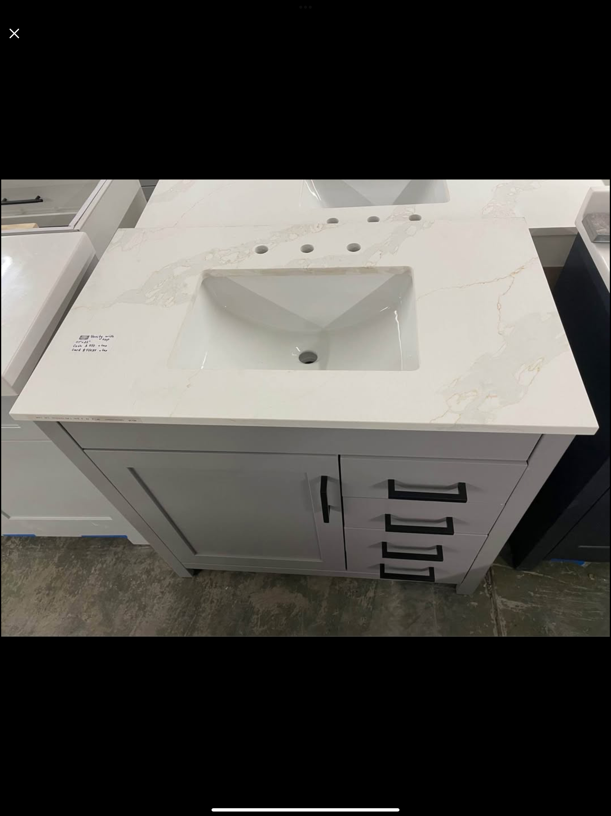 37”x22” vanity with quartz top