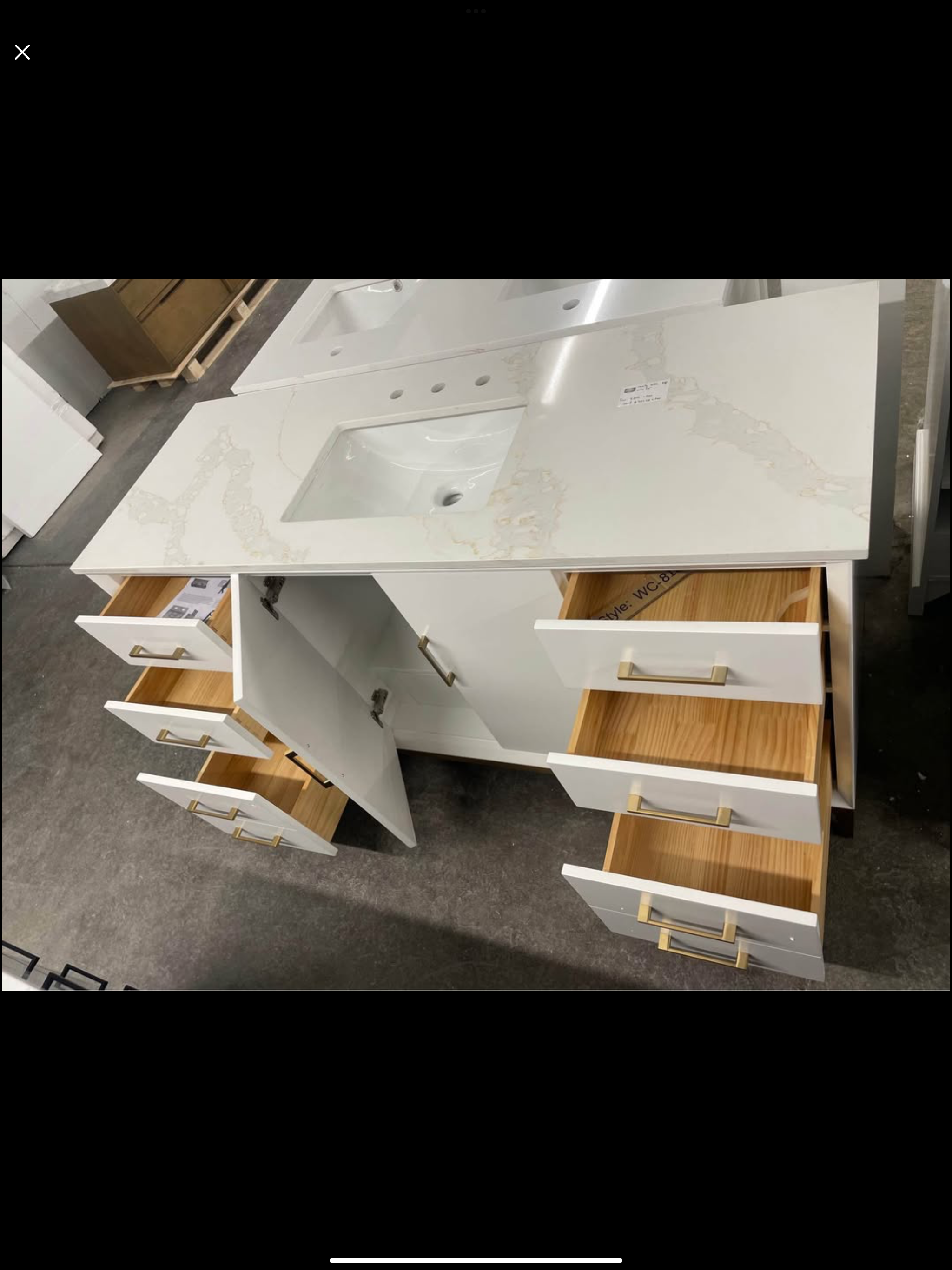 61”x22” vanity with quartz top