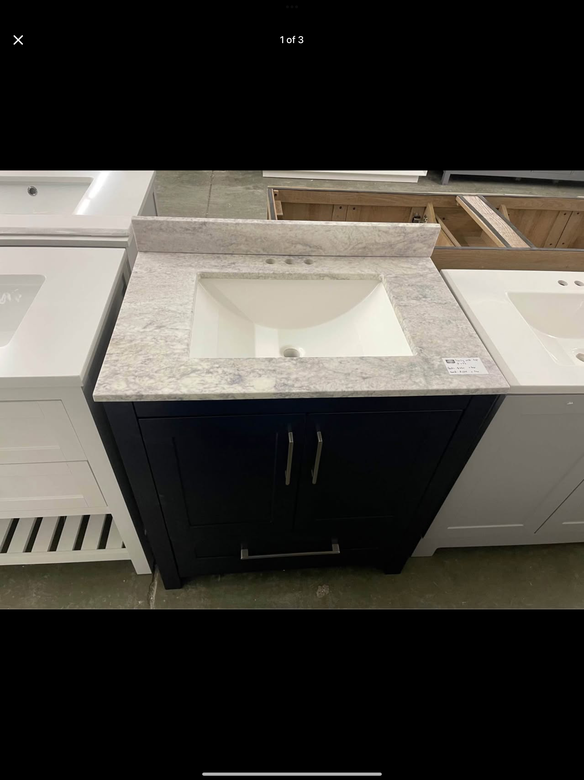 31”x22” vanity with top