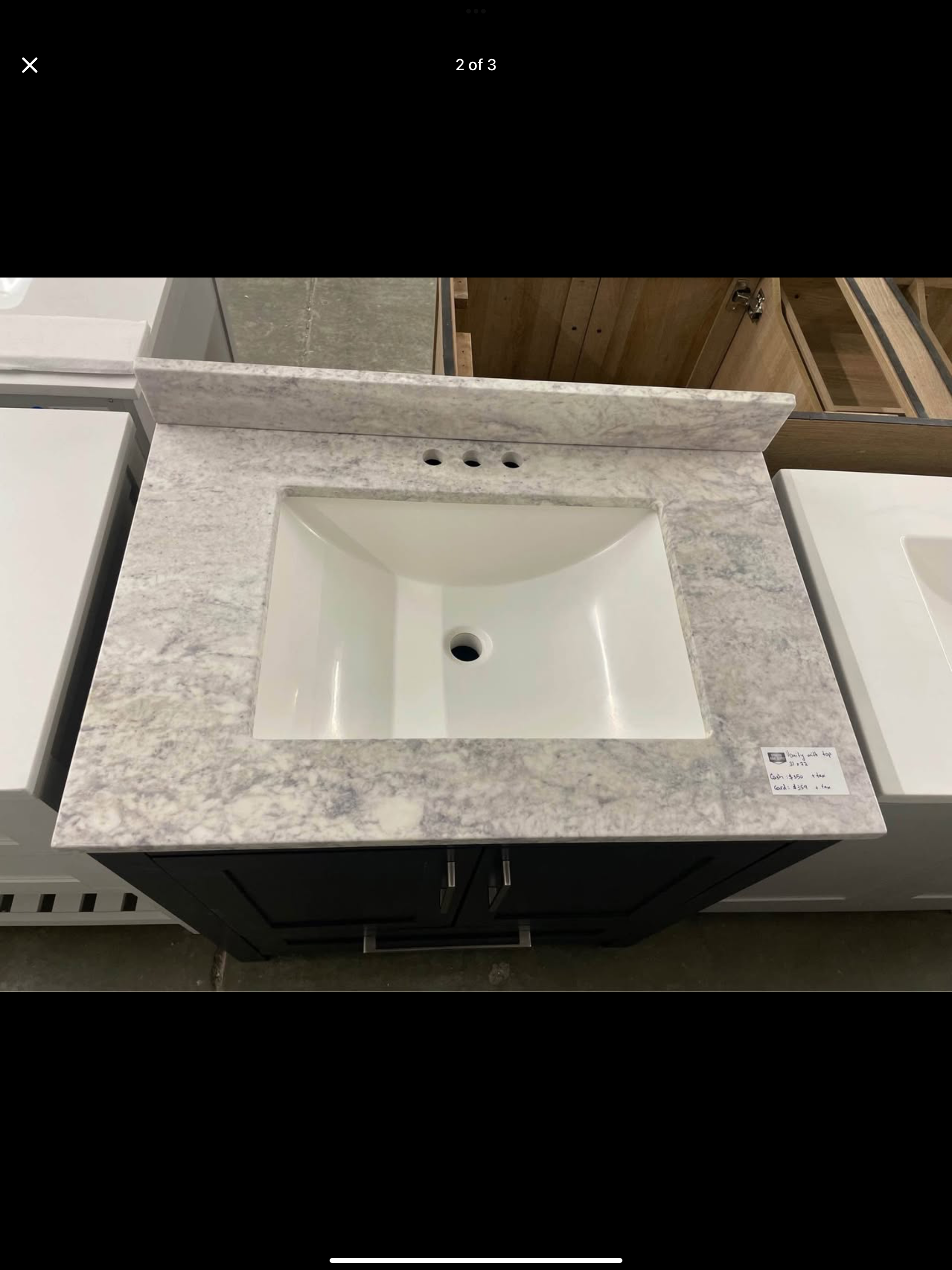 31”x22” vanity with top