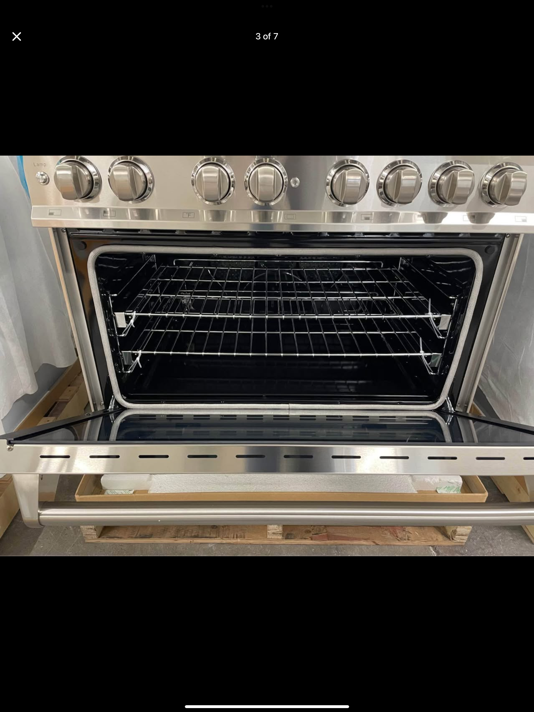 ZLINE 36 in. 4.6 cu. ft. Dual Fuel Range with 6 Burner Gas Cooktop and Electric Convection Oven