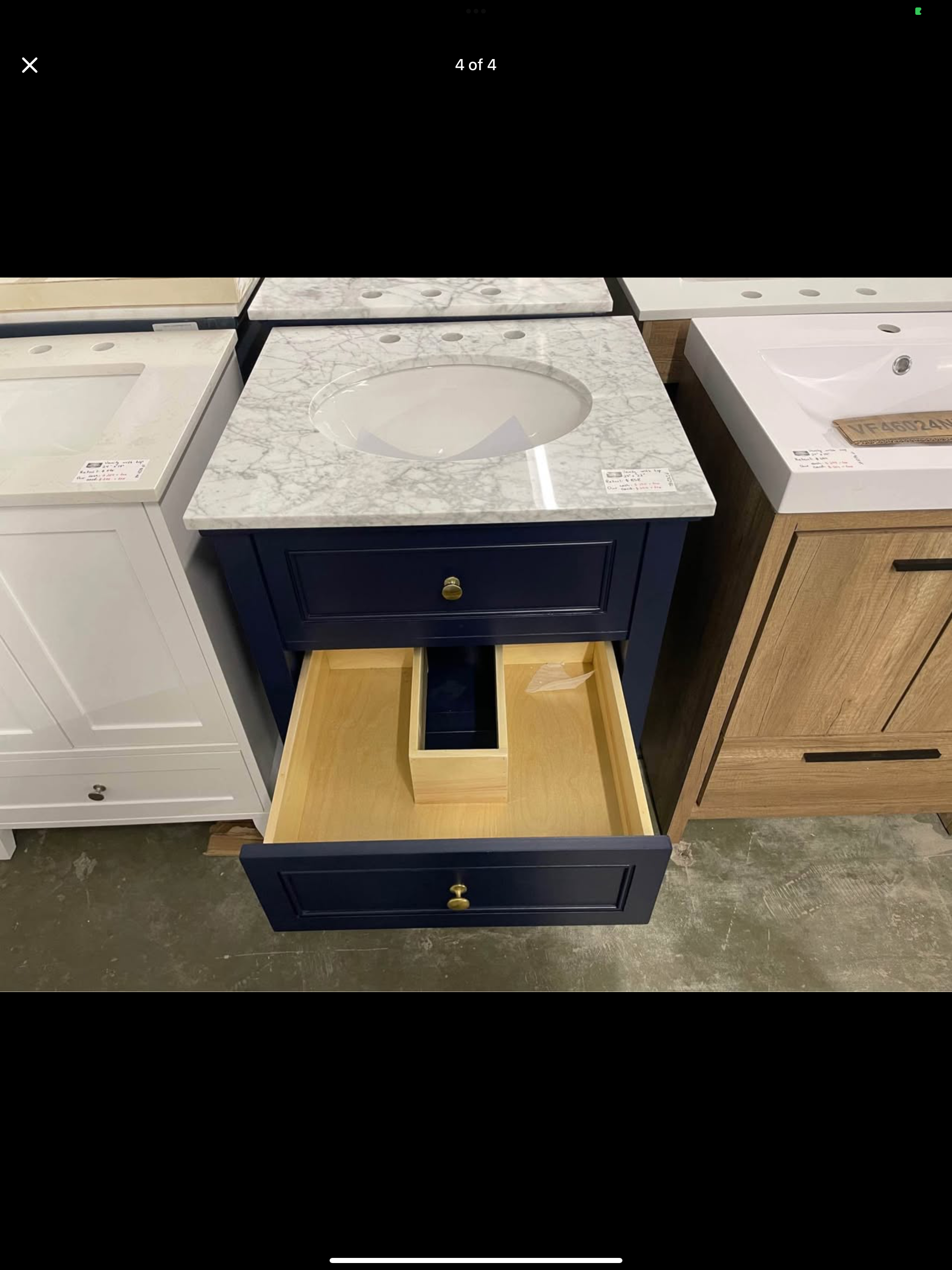 Vanity 24”x22” with marble top Model: VF27024BL