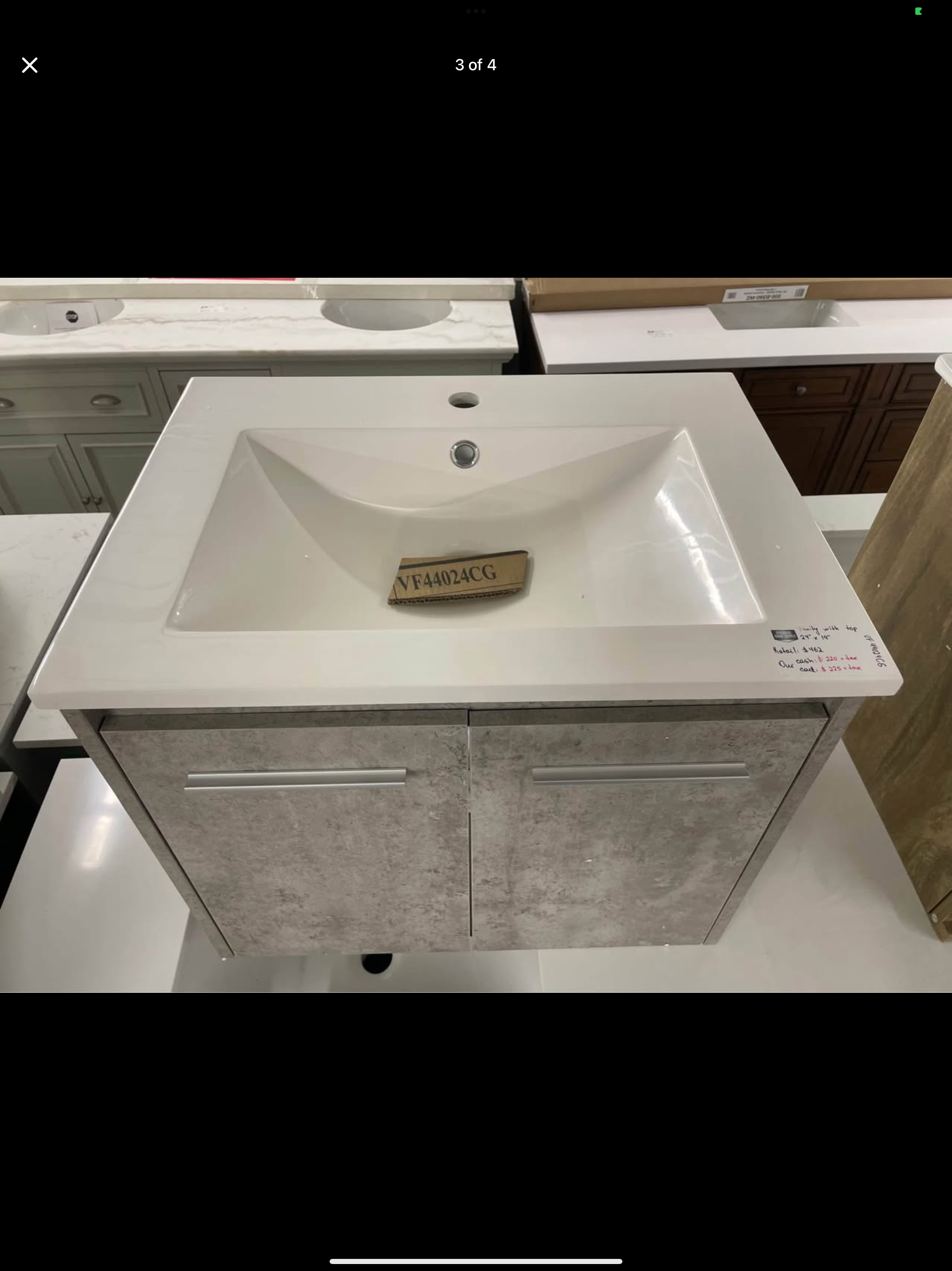 Vanity 24”x19” with top wall mount Model: VF44024CG